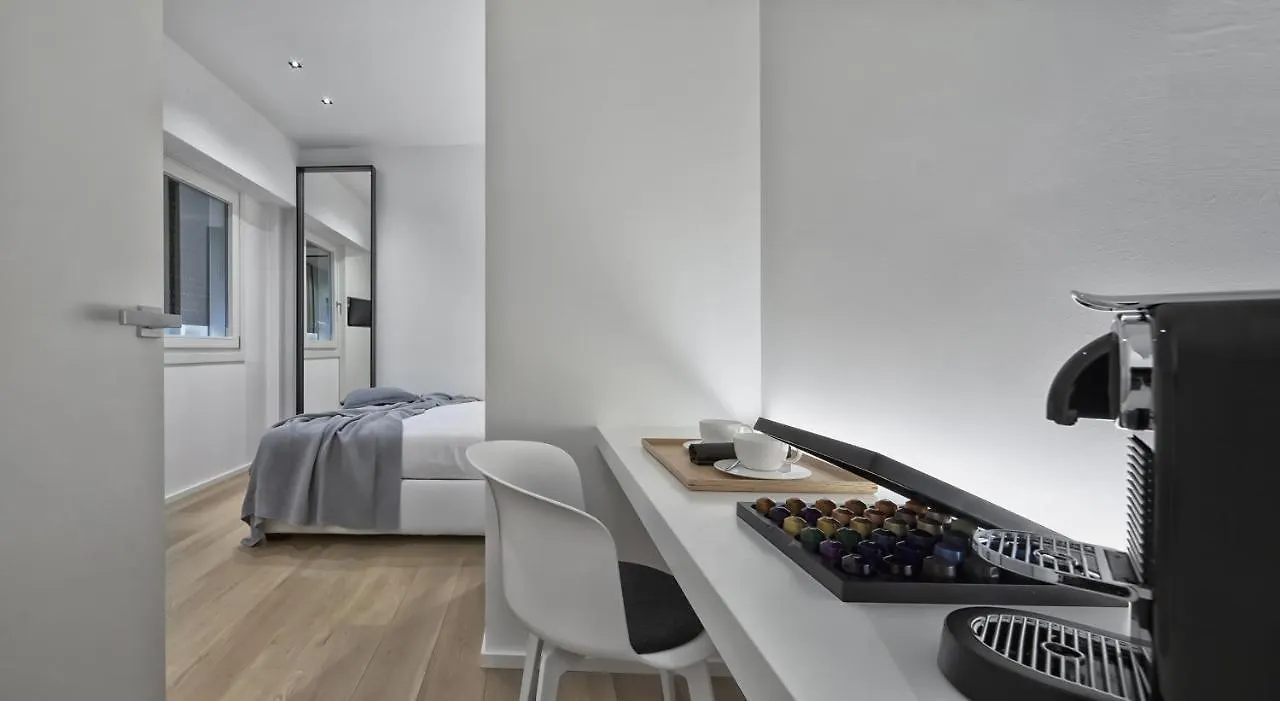 Aparthotel Luxury Suites Collection - Shantung - Milano 33 Riccione Italia