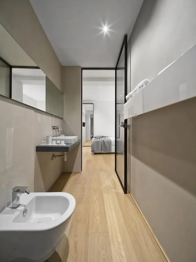 Luxury Suites Collection - Shantung - Milano 33 Riccione Aparthotel